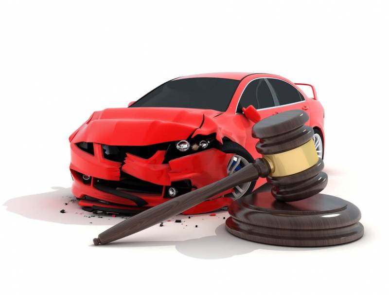 Should You Get a Lawyer After a Car Accident? 