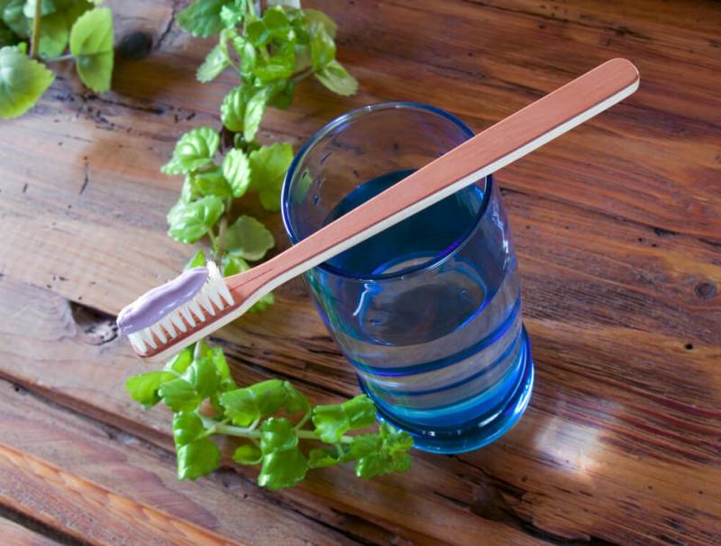 Best Essential Oils for Toothpaste